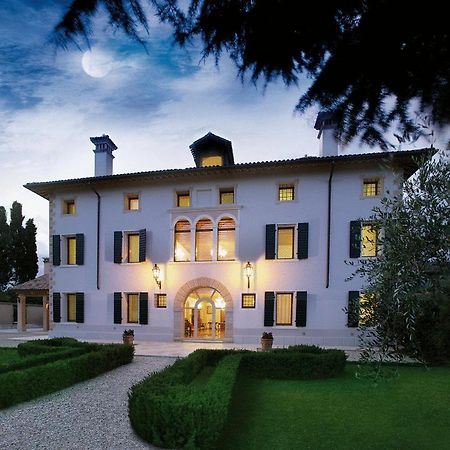 Villa Busta Hotel مونتيبلونا المظهر الخارجي الصورة