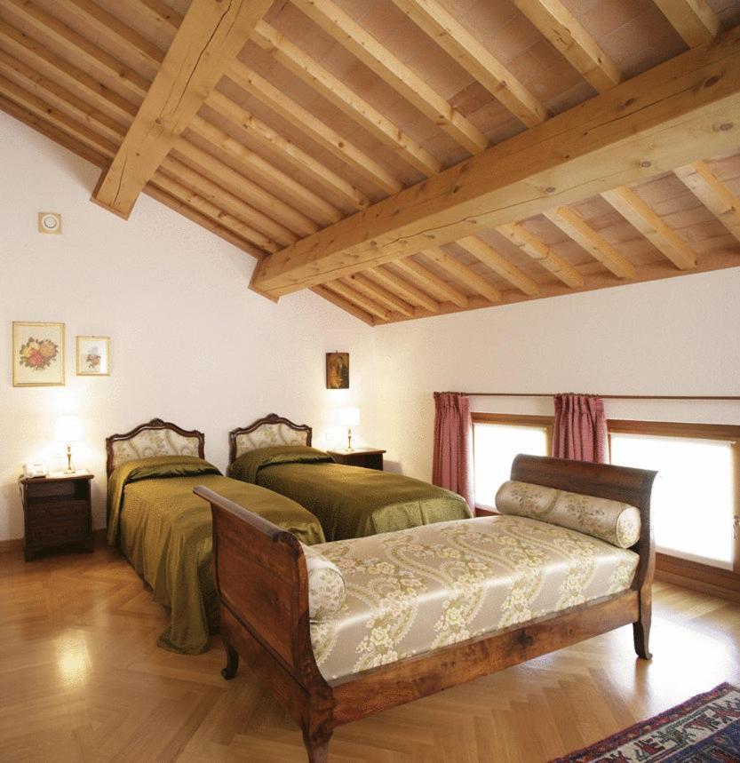 Villa Busta Hotel مونتيبلونا المظهر الخارجي الصورة